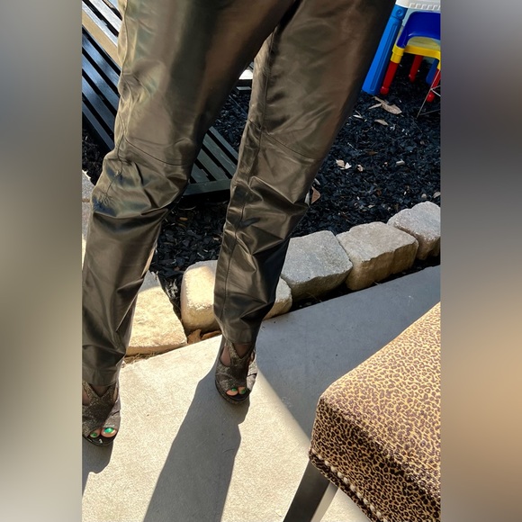 ANN TAYLOR 100% LEATHER PANTS - Picture 6 of 7